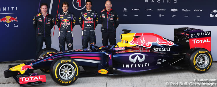 FOTOS: Red Bull presenta el RB10 con el que defenderá sus Campeonatos del Mundo
 