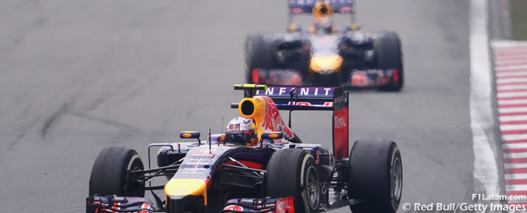 Ricciardo de nuevo por delante de Vettel - Reporte Carrera - GP de China - Red Bull
 