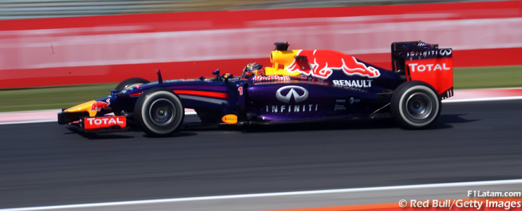 Vettel: "Podríamos estar un poco más cerca este fin de semana" - Reporte Viernes - GP de Hungría - Red Bull