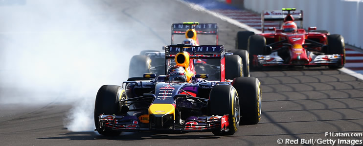 Horner: "Mercedes ha hecho un trabajo extraordinario" - Reporte Carrera - GP de Rusia - Red Bull
