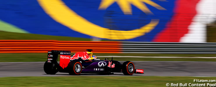 Ricciardo y Kvyat: "Estamos mejor que en Melbourne" - Reporte Viernes - GP de Malasia - Red Bull
