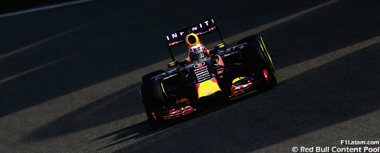 Ricciardo aspira a terminar en el top 5 - Reporte Clasificación - GP de China - Red Bull
 