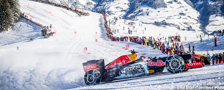 VIDEO-FOTOS: Max Verstappen y Red Bull ponen a prueba un Fórmula 1 en los Alpes
