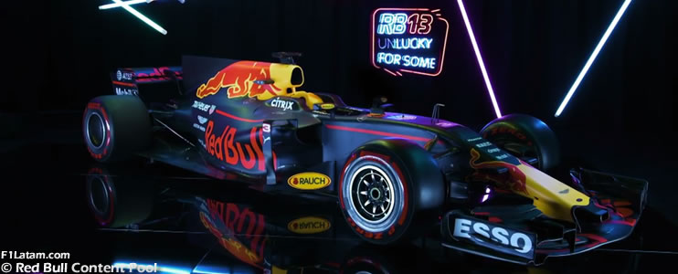 Daniel Ricciardo y Max Verstappen ya tienen a su disposición el nuevo Red Bull RB13 