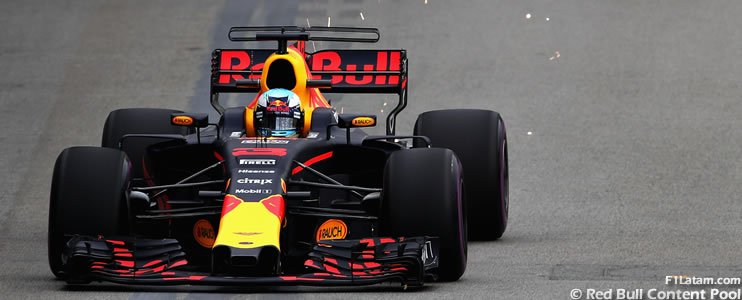 Daniel Ricciardo marca el ritmo en el Marina Bay - Reporte Pruebas Libres 1 - GP de Singapur 