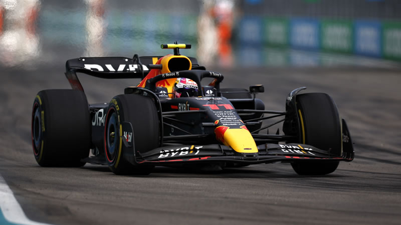 Verstappen y Pérez, con motivación extra, quieren mantener el impulso de las últimas carreras en España 
