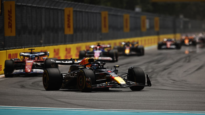 Verstappen gana tras superar a Leclerc y Pérez - Reporte Sprint - GP de Miami