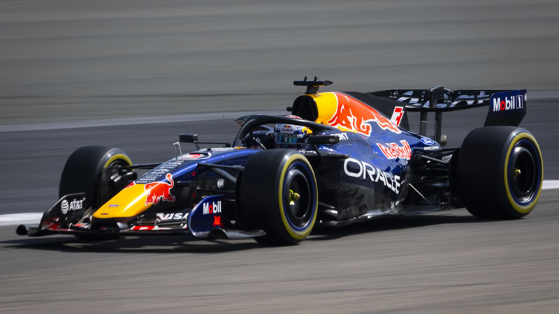 Red Bull Ford aprueba su examen de fuego en Bahrein: Verstappen y Hadjar cierran una pretemporada valiosa
