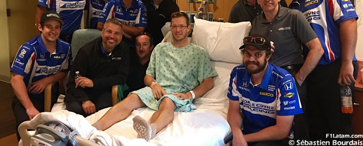 Sébastien Bourdais se recupera tras fuerte accidente en la clasificación en las 500 millas de Indianápolis 