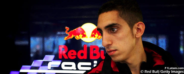 Sébastien Buemi seguirá siendo piloto de reserva y pruebas de Red Bull 
 