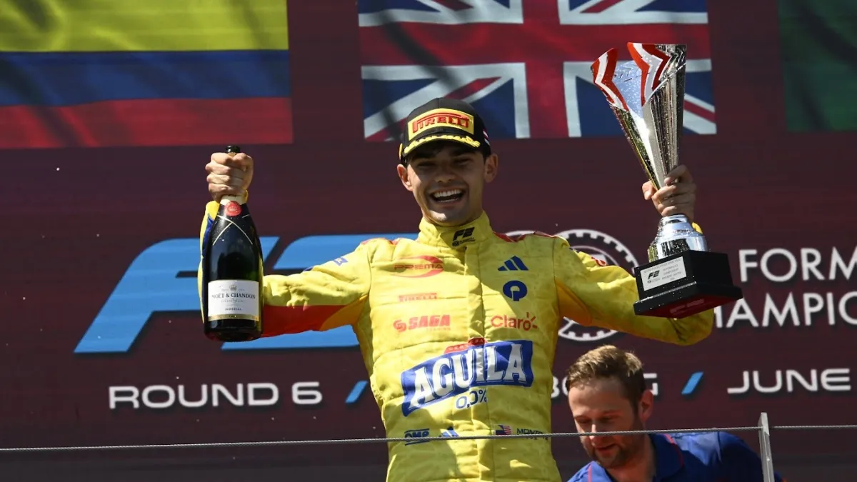 Sebastián Montoya queda a un paso de su primera victoria en la FIA Fórmula 2 