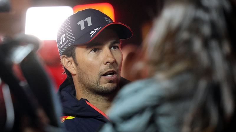 Sergio Pérez recibe advertencia formal por parte de los comisarios del GP de Abu Dhabi 