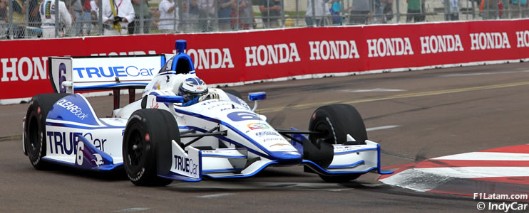 El piloto colombiano Sebastián Saavedra está listo para el reto de este fin de semana en la IndyCar 