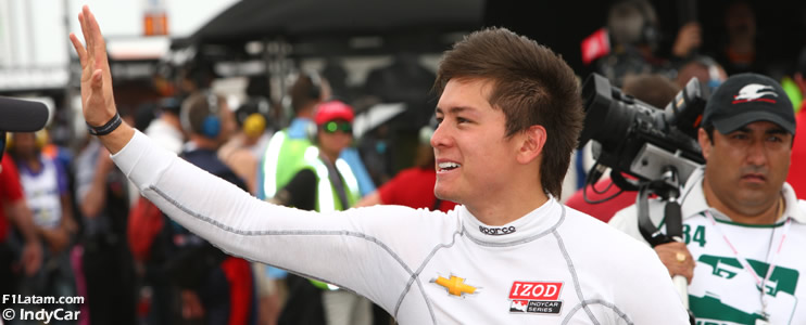 Sebastián Saavedra es el tercer piloto colombiano confirmado que competirá en IndyCar 2014
