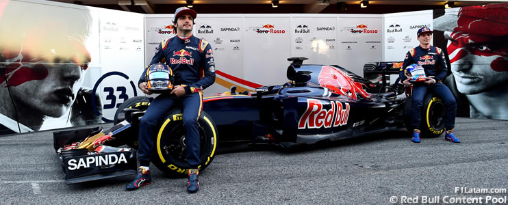 FOTOS: Toro Rosso presenta oficialmente el STR11 y su nueva decoración
 