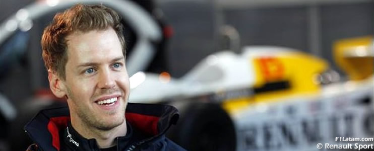 El bicampeón de la F1, Sebastian Vettel, estuvo de visita en el Technocentre de Renault en París 