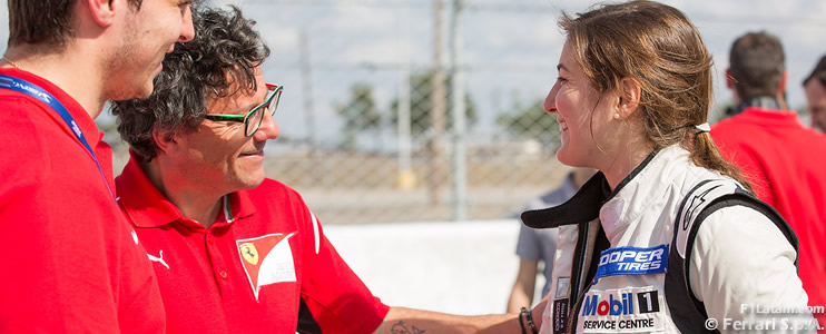 Director del Ferrari Driver Academy elogia a la piloto colombiana Tatiana Calderón
 