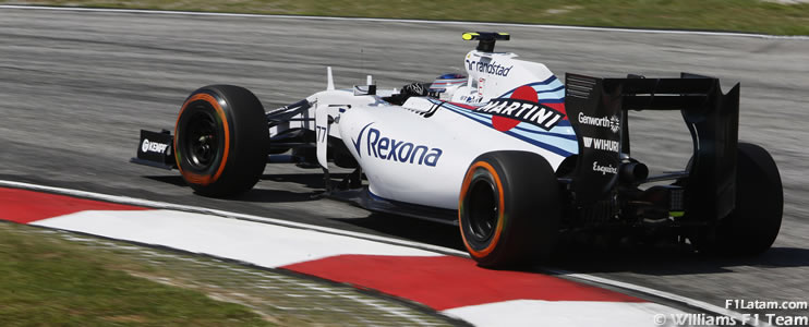 Bottas satisfecho por no tener molestias en su espalda - Reporte Viernes - GP de Malasia - Williams
