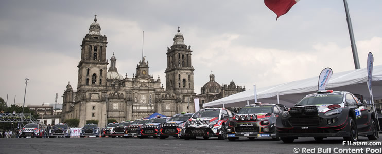 El Rally de México del WRC inició por primera vez en el histórico e imponente Zócalo capitalino 